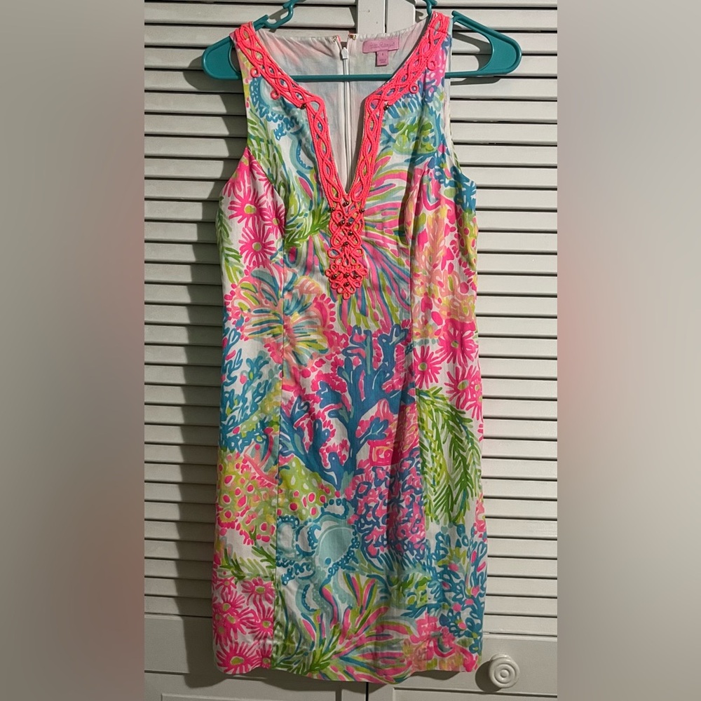 Woman’s Lilly Pulitzer Ryder Beaded Shift Dress Lovers Coral SZ 0 “MISSING BEADS